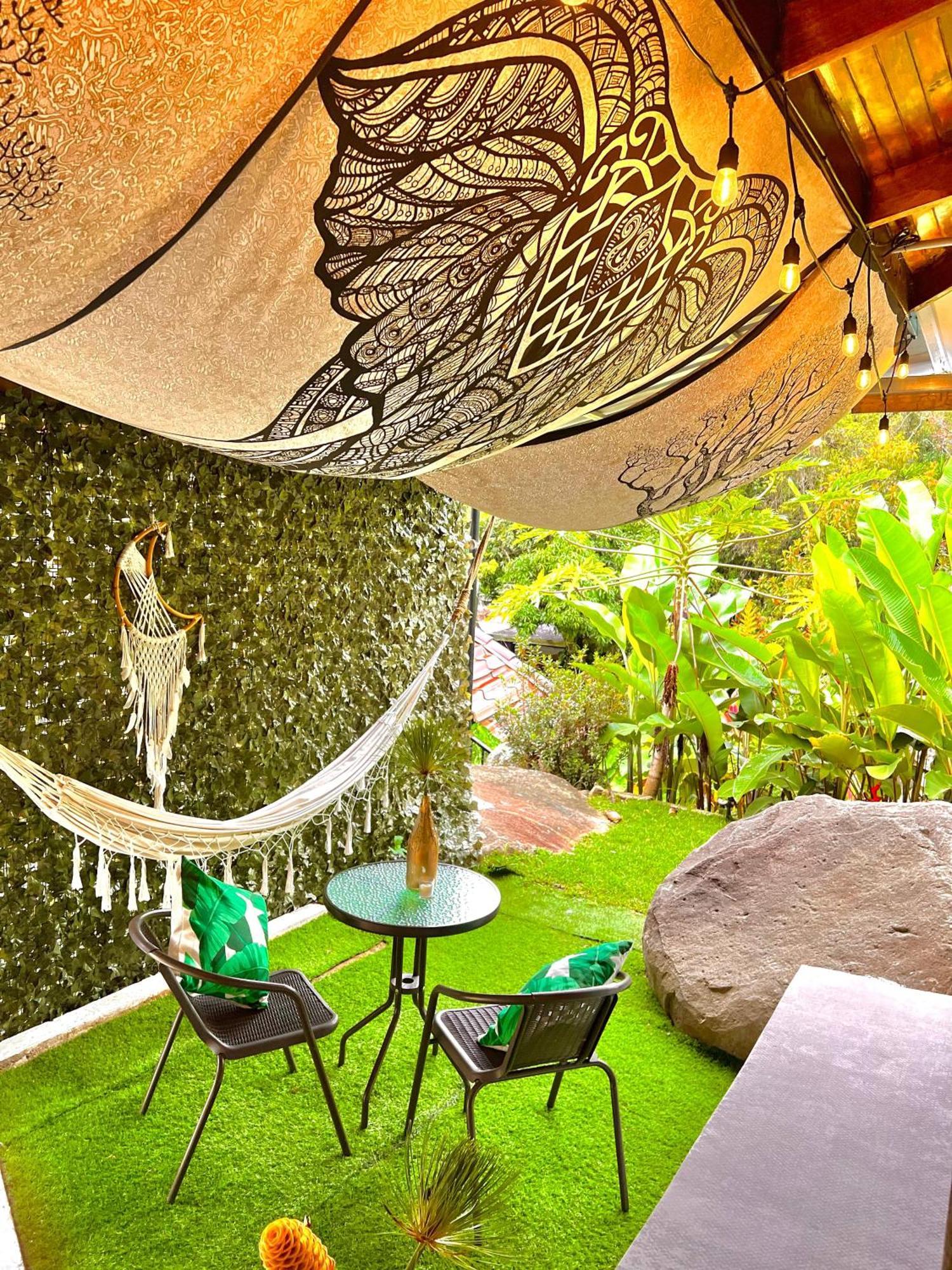 Jardines Secretos Aparthotel Rivas Exterior photo